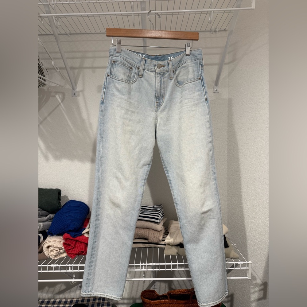 J crew slouchy boyfriend Jean size 25 light blue